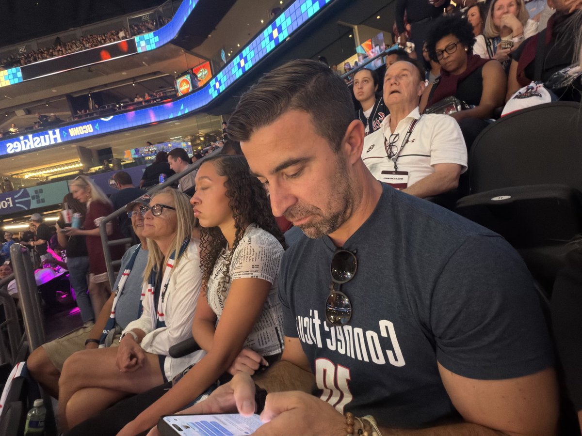 lavsummers tweet media