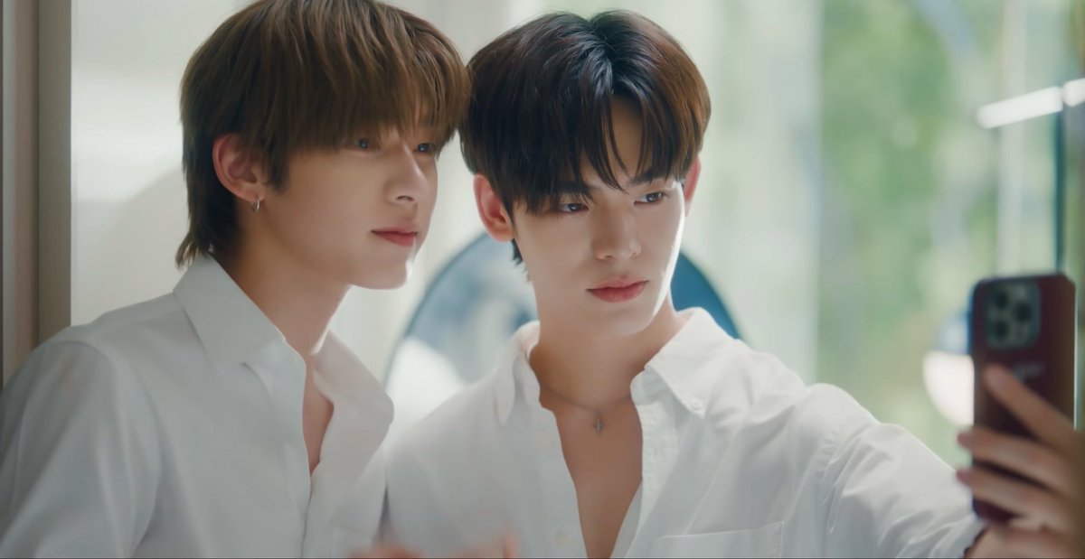 sara ᯓ𖦹 tweet media