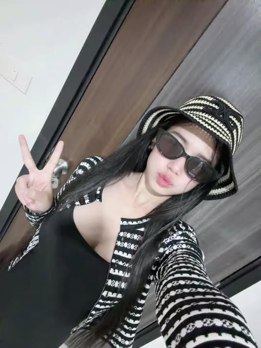 supsunee81658's tweet photo. ปลายทางที่ไหนไม่รู้ แต่อาจจะเป็นบ้านเธอก็ได้ https://t.co/b1EFsjXw8S
