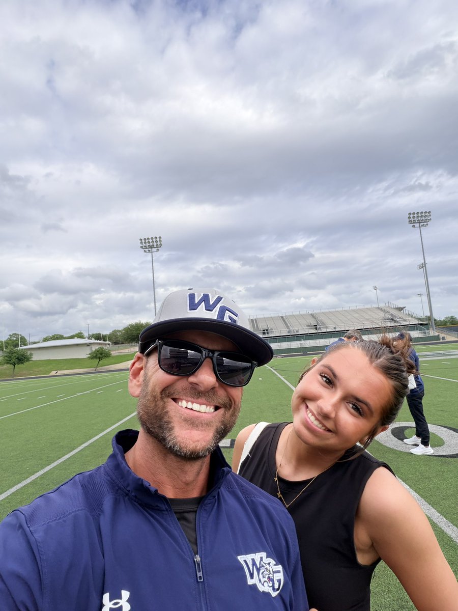 Dustin Toth tweet media