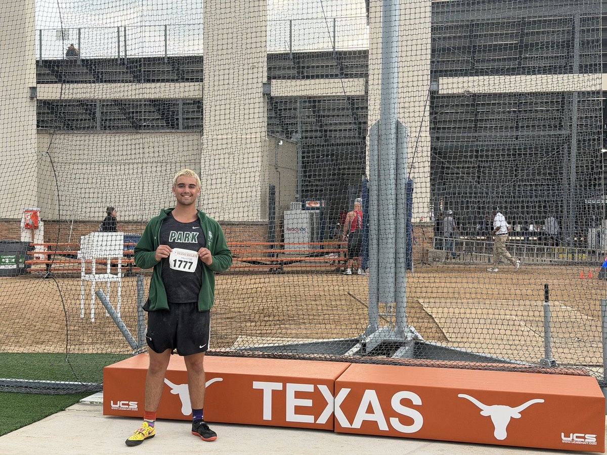 KParkBoysXC_TF's tweet photo. Congrats to Alec Kripple for throwing 180’10” breaking the school record, and placing 3rd at Texas Relays!! What a day!
@KPARKmedia @HumbleISD_KPHS @HumbleISD_Ath https://t.co/kgwWh2gejR