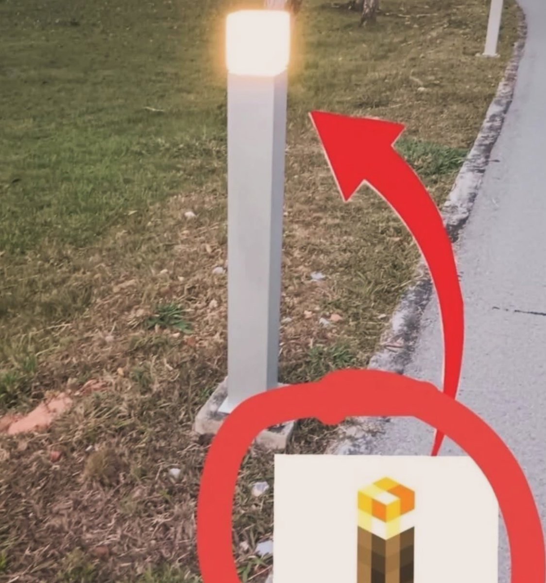 RetrAshado tweet media