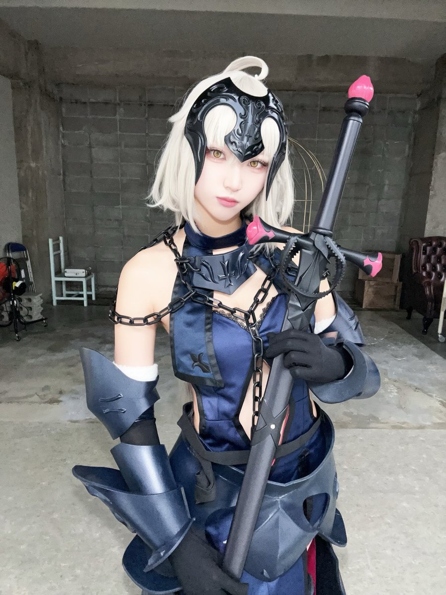 りりか tweet media