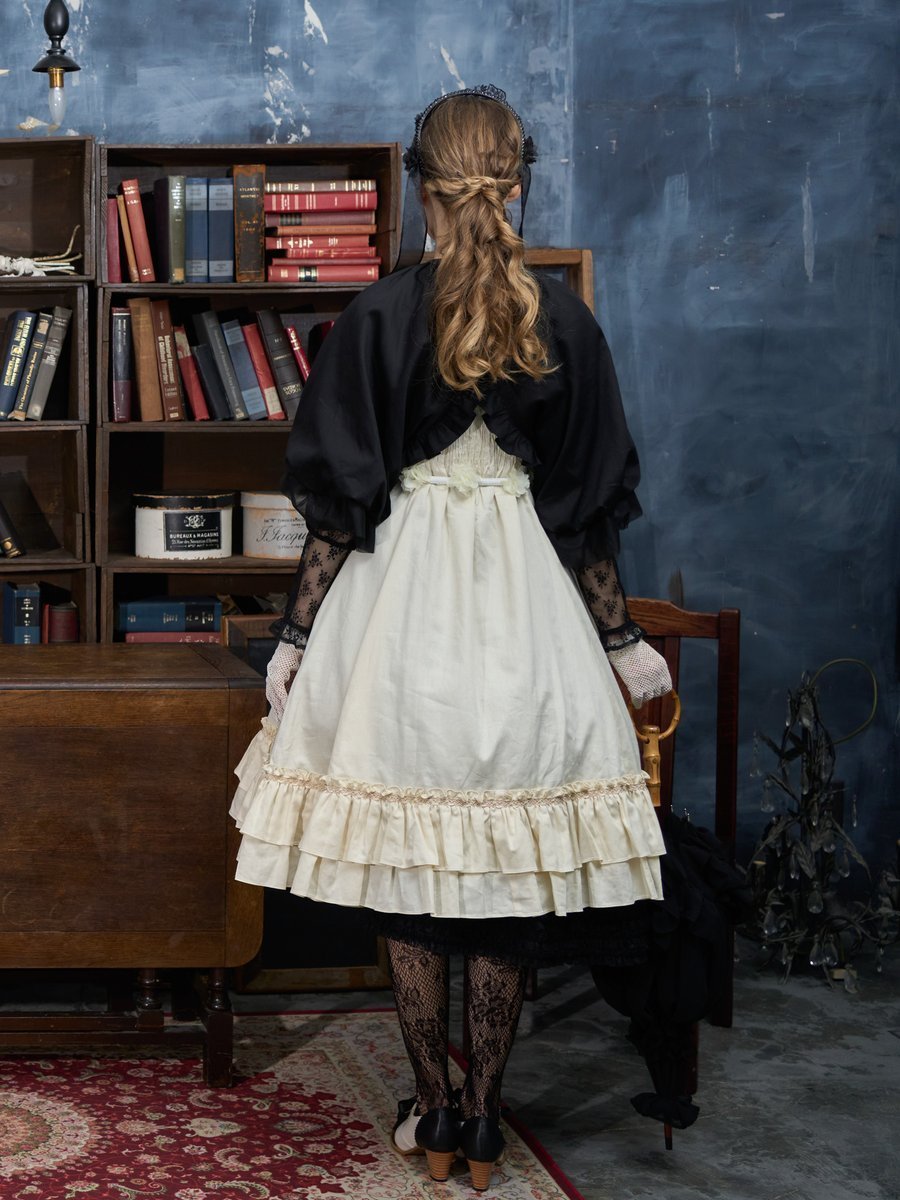 Victorian maiden tweet media