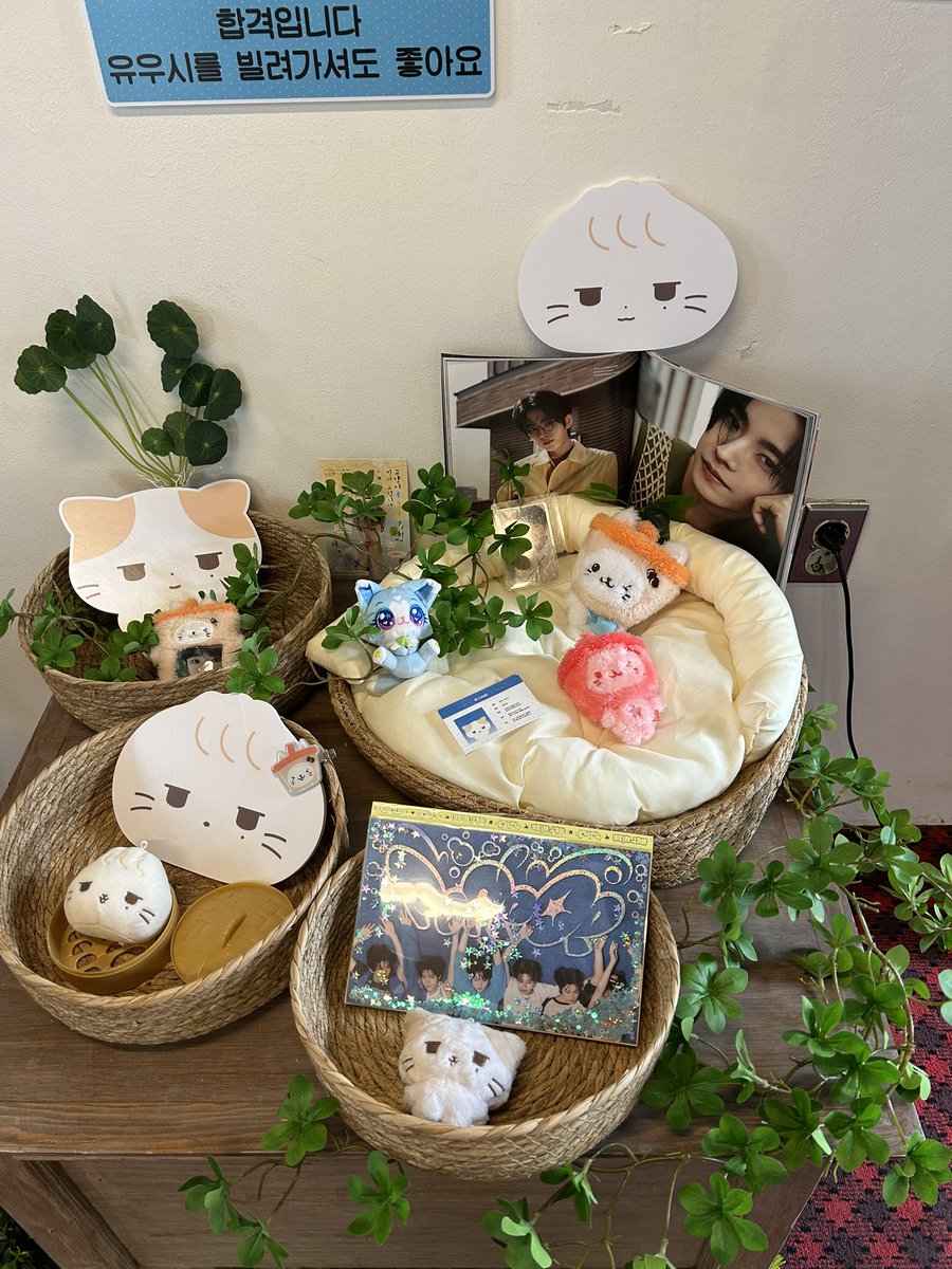 #고양이를_빌려드립니다
#렌탈네코_유우시
진짜 너무 귀여워요ㅠ 디저트부터 럭드까지 빠짐없이 다 너무 귀여워요! 내부도 너무 이뻐요!🥺