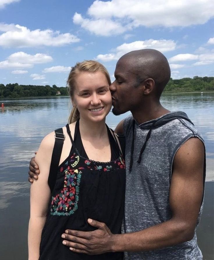 mnstro🩵 tweet media