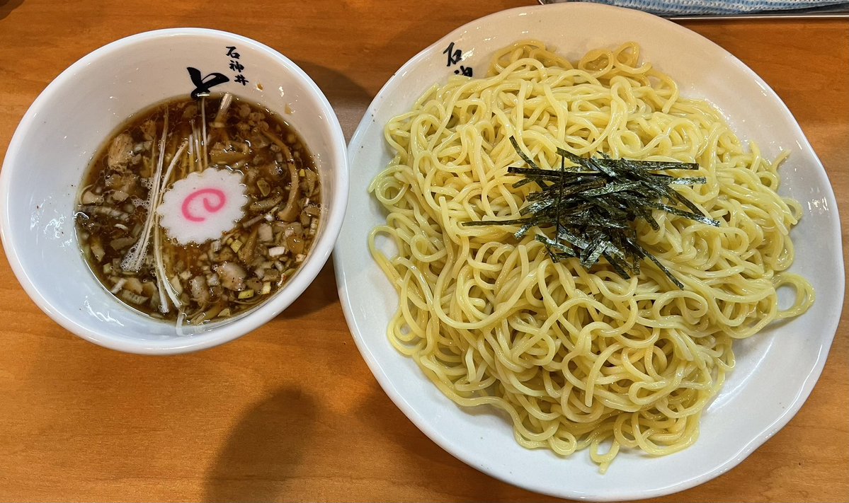 ウタマロ tweet media