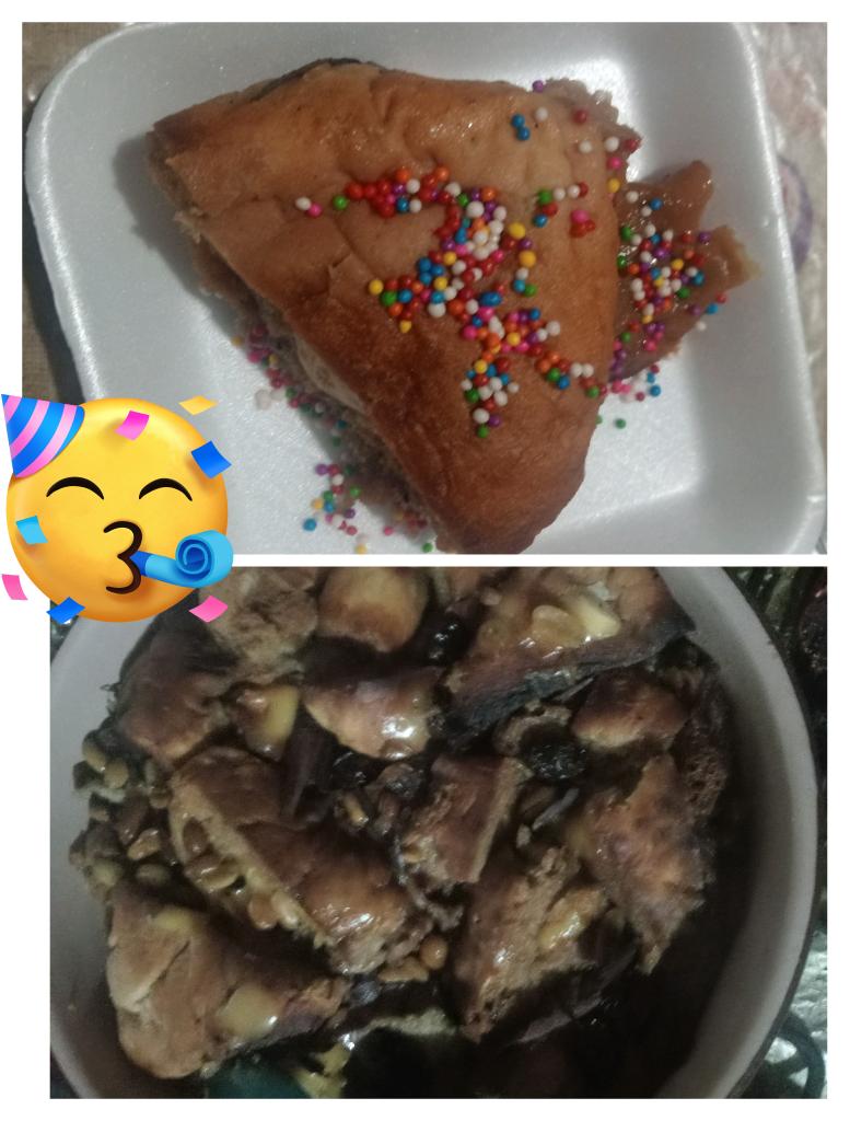 El pastel de los que cumplimos años en Semana Santa 
😅😅😂😂
