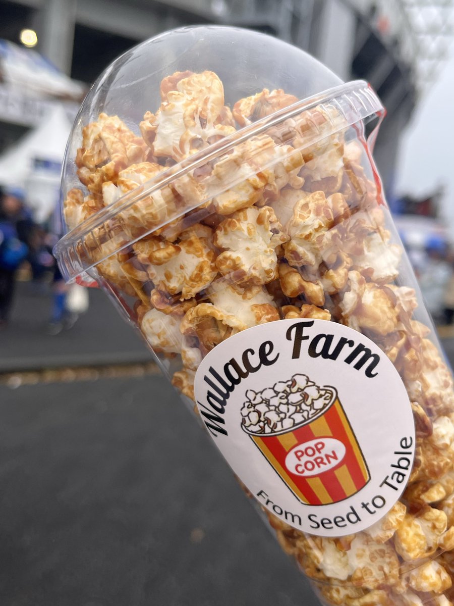 にしのんち tweet media