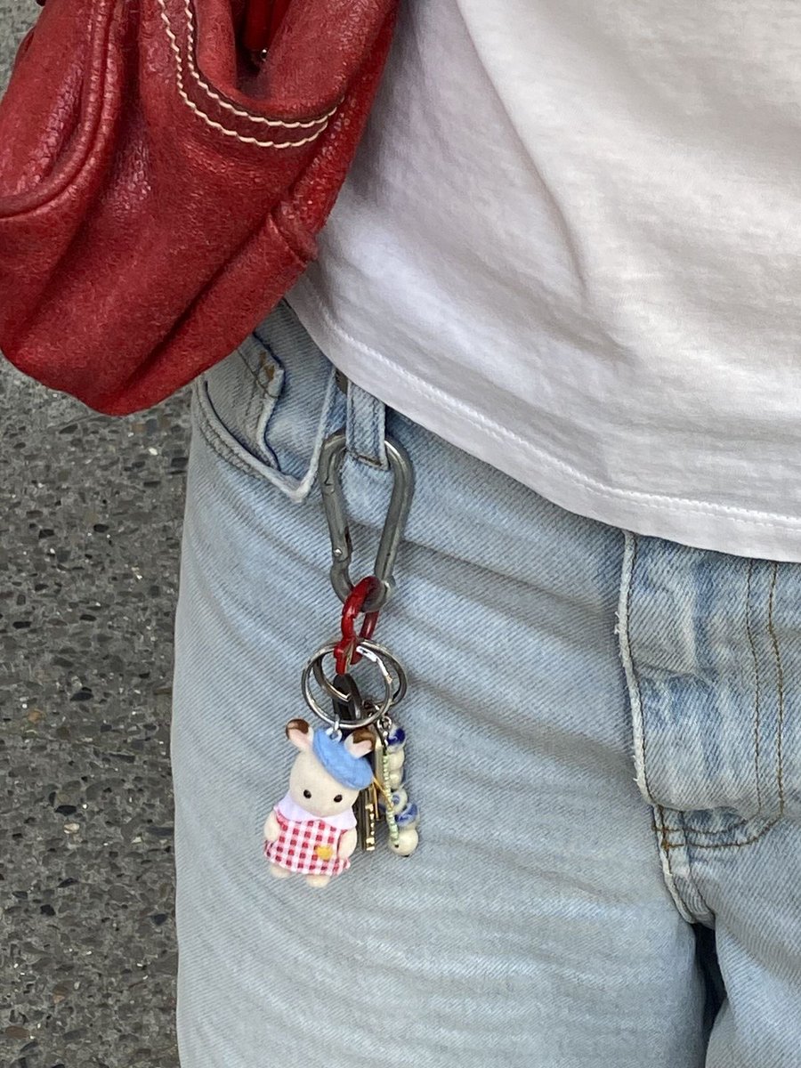 𝔞bby ( emma nolan’s version ) tweet media