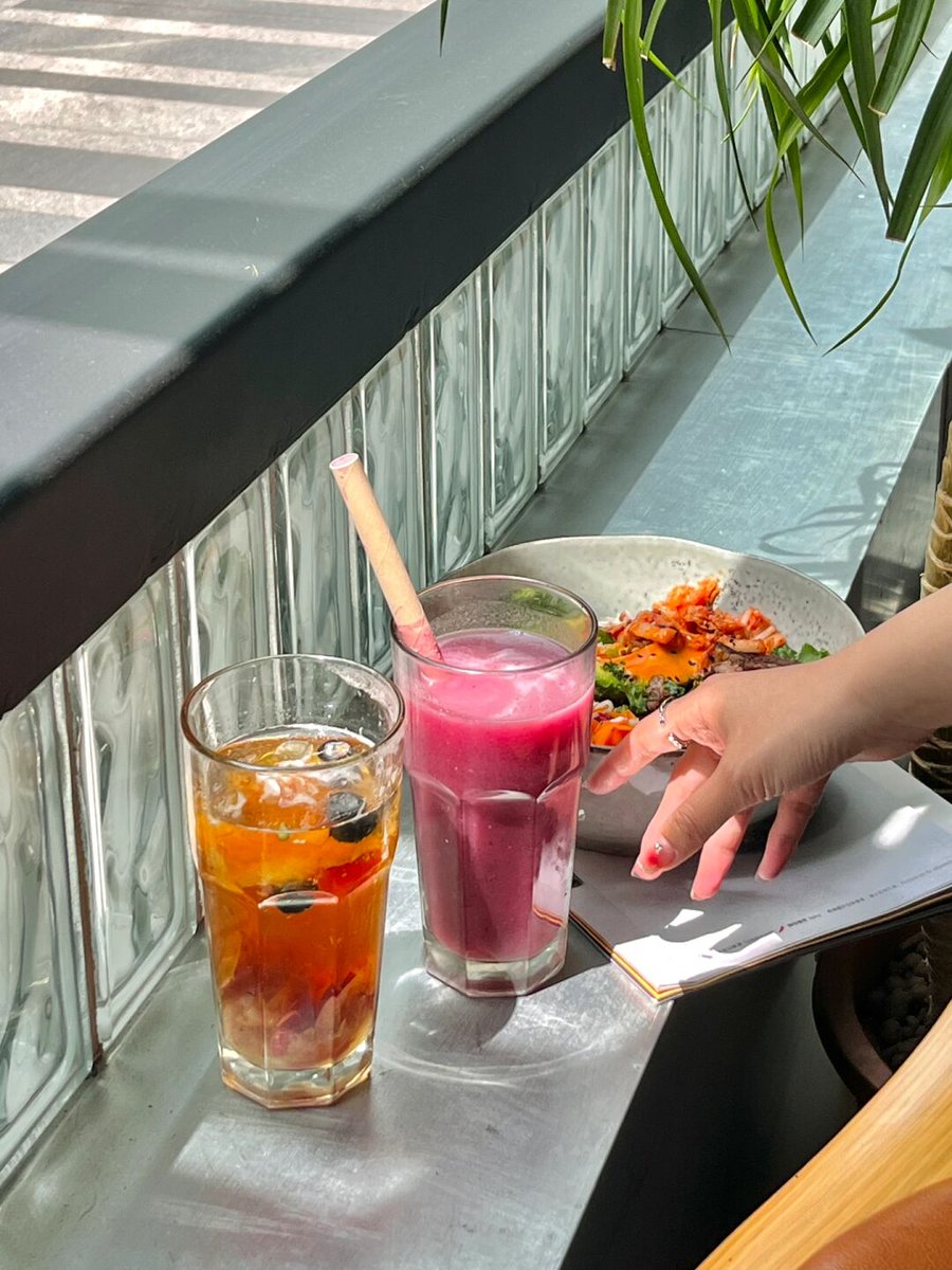 lauren olson tweet media