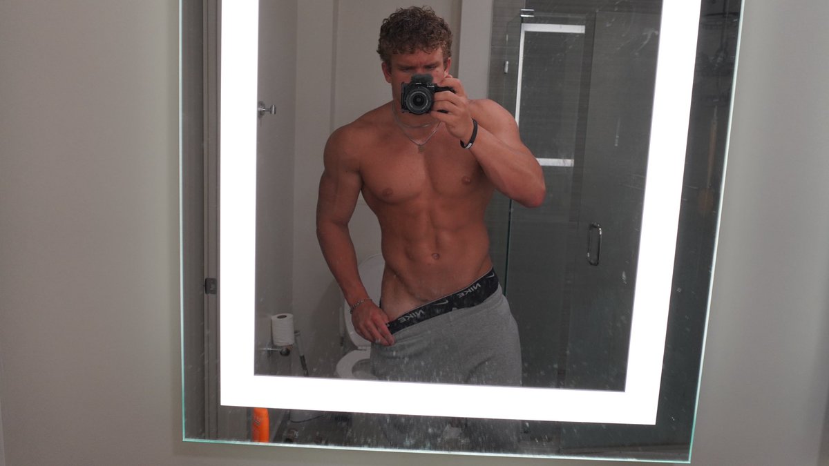 Dom Dallas tweet media