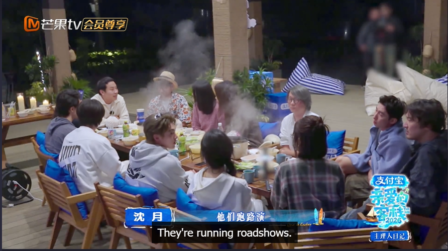 Oh, this assistant does her work better, huh! She even knew the boss's schedule. 😁