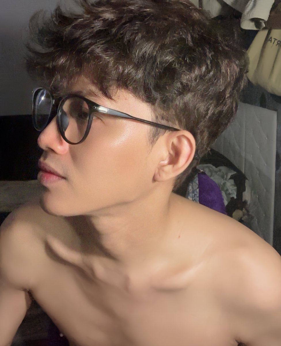 ♌️ Bantal Guling tweet media