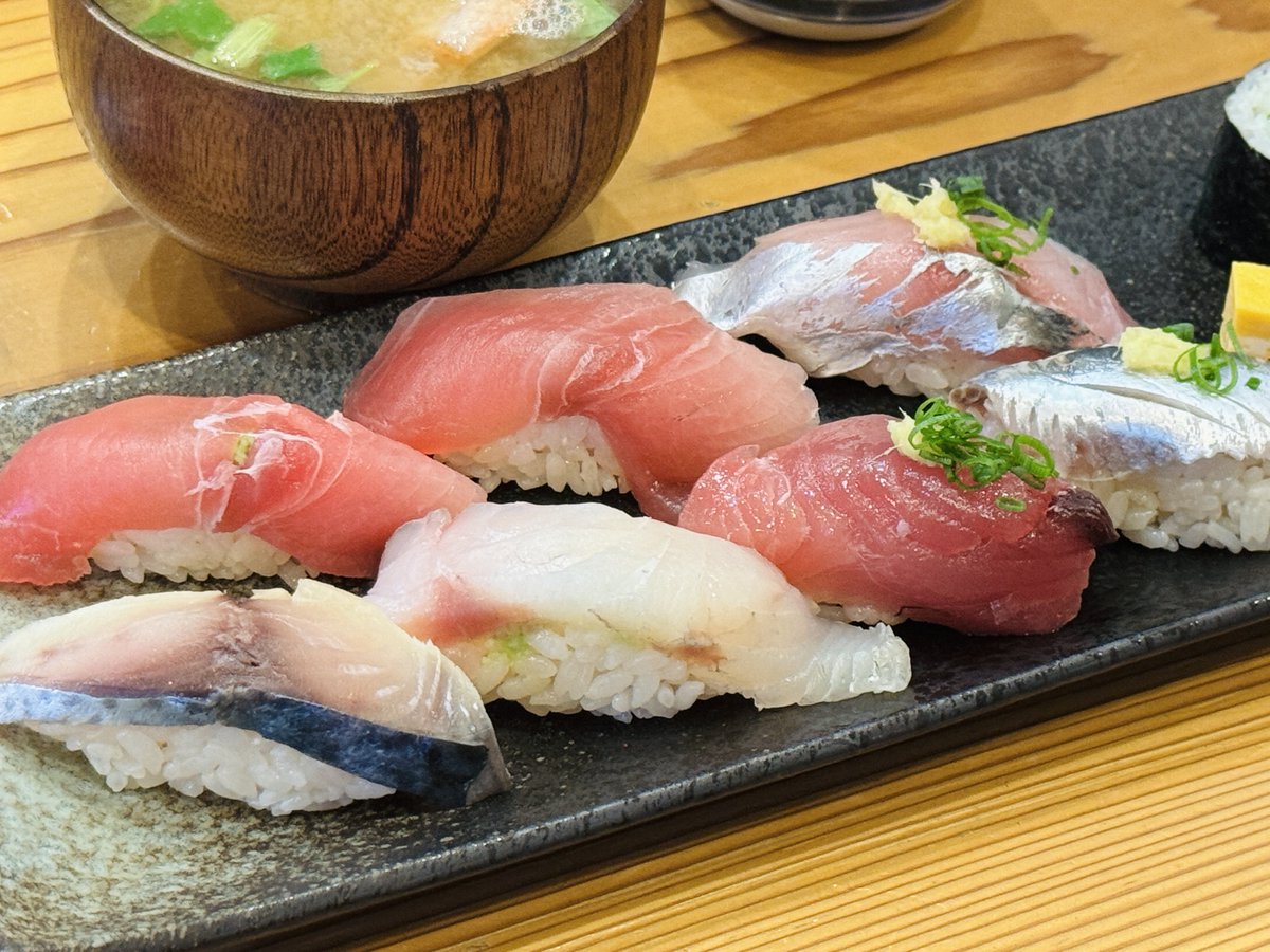 レイナール tweet media