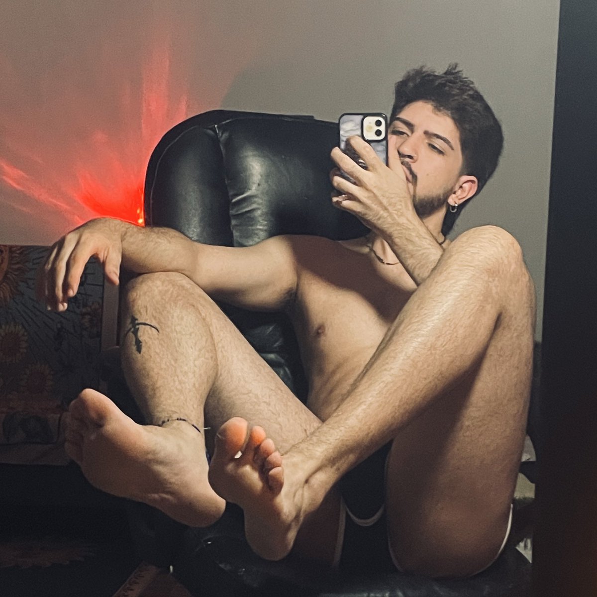 icarus 。* tweet media