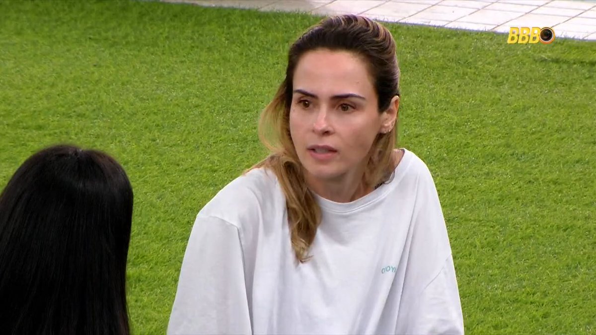 canalantenados's tweet photo. Ana Paula para Jordana: "Eu acho que, na sua cabeça, você pode ter achado que fez uma jogada de mestre tendo tendo zerado os pontos... Só que a jogada de mestre é a Chaiany votar em você e se arrepender, mas se você votar nela, fica mal pra você!" #BBB26 https://t.co/IbS4y2wGNs