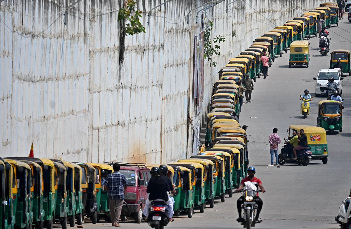 Mansoor Khan tweet media