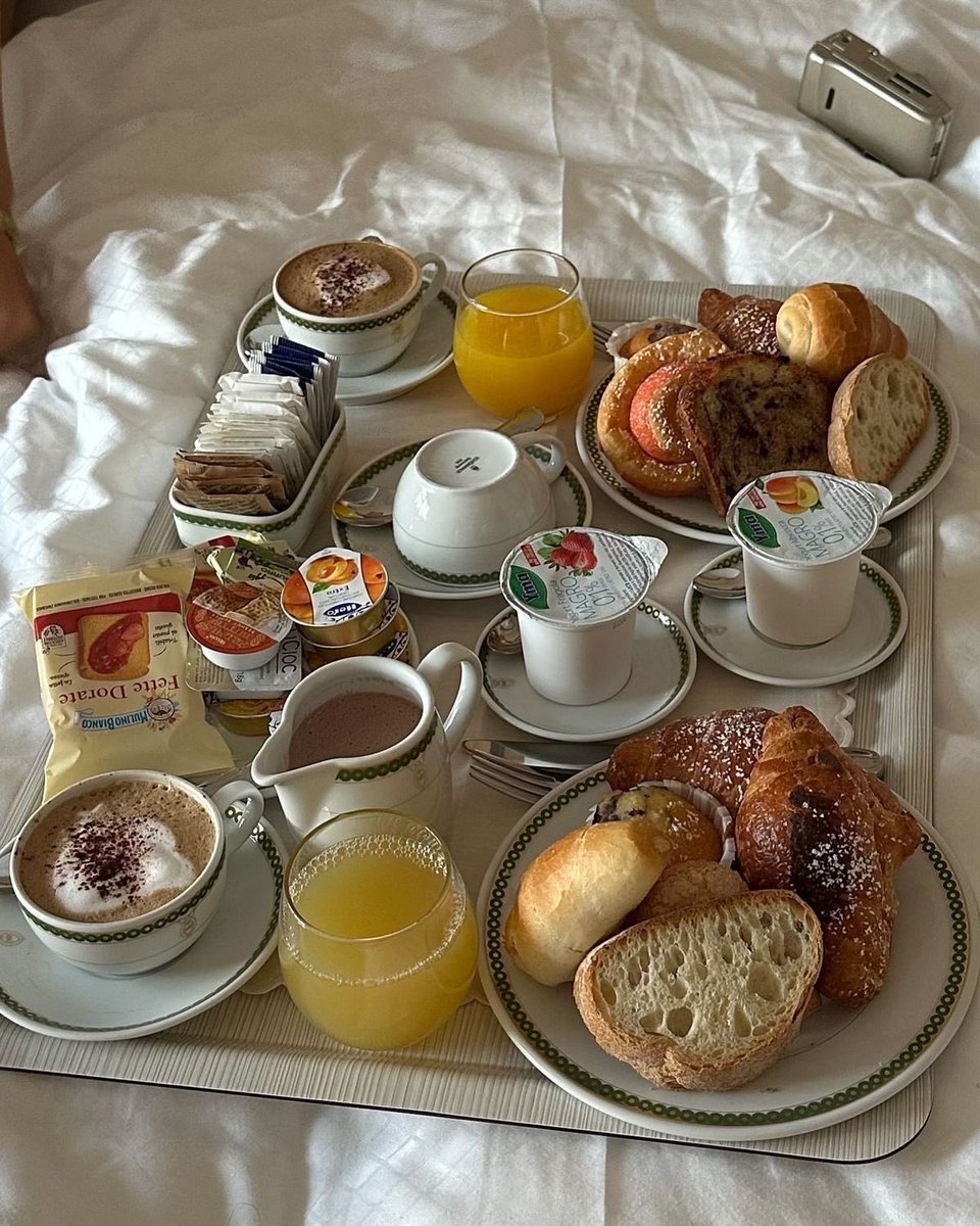 𝑖𝑙𝑠𝑎. tweet media