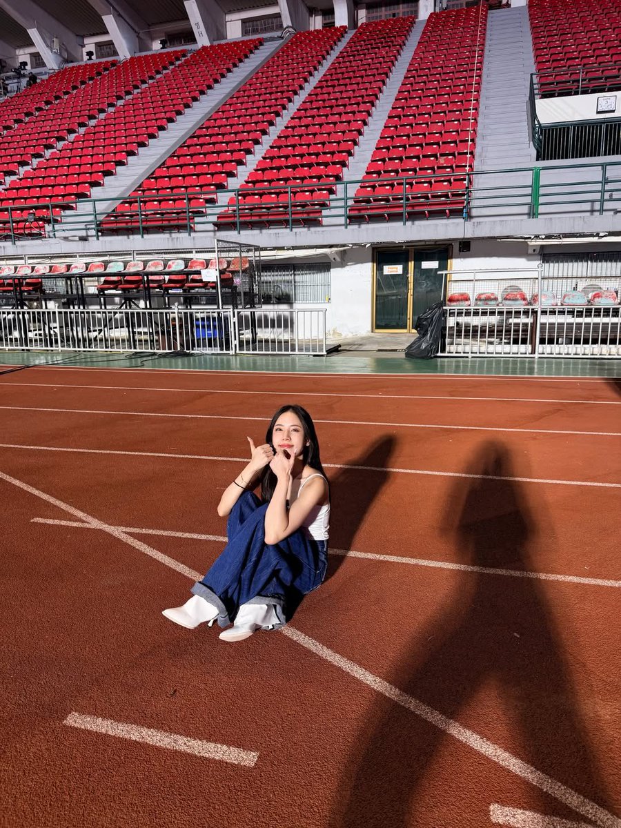 titachayanitofficial_ tweet media