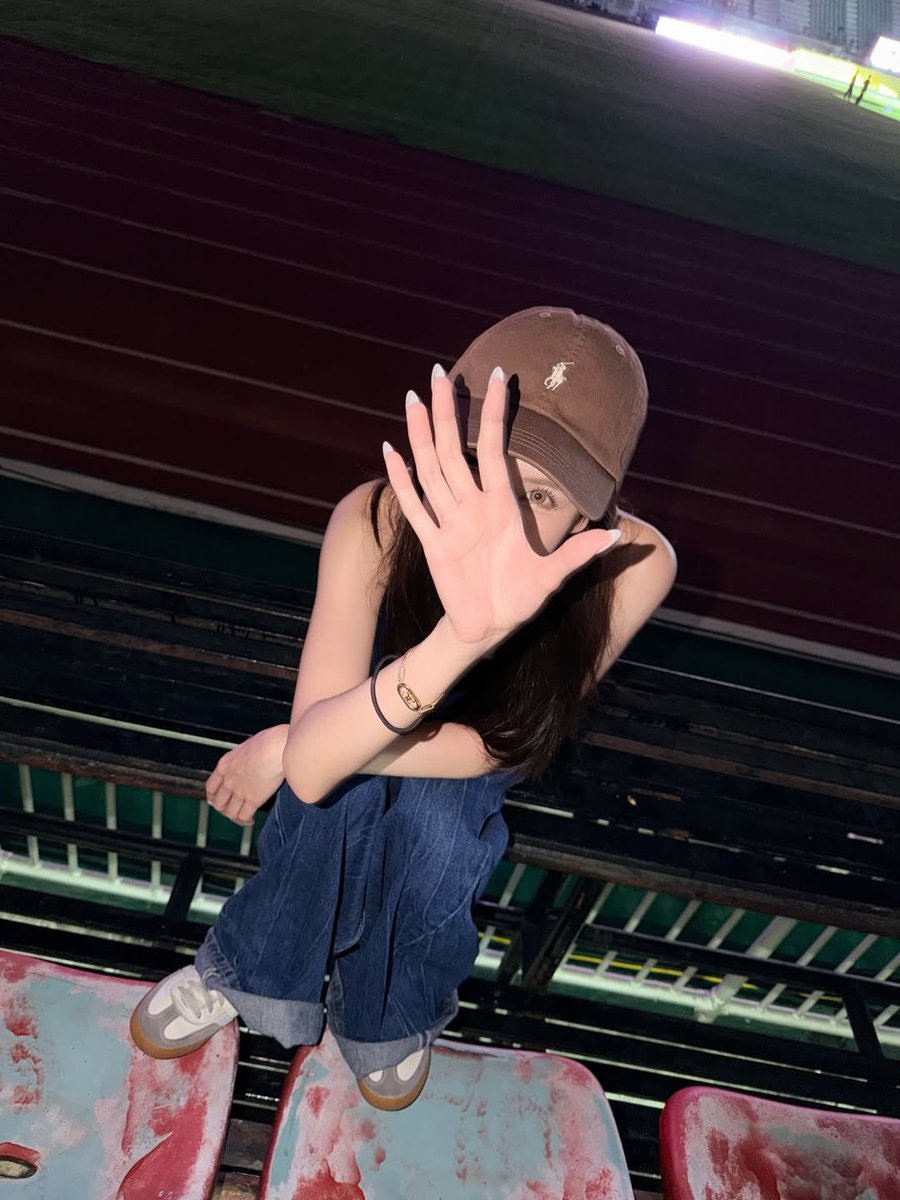 titachayanitofficial_ tweet media