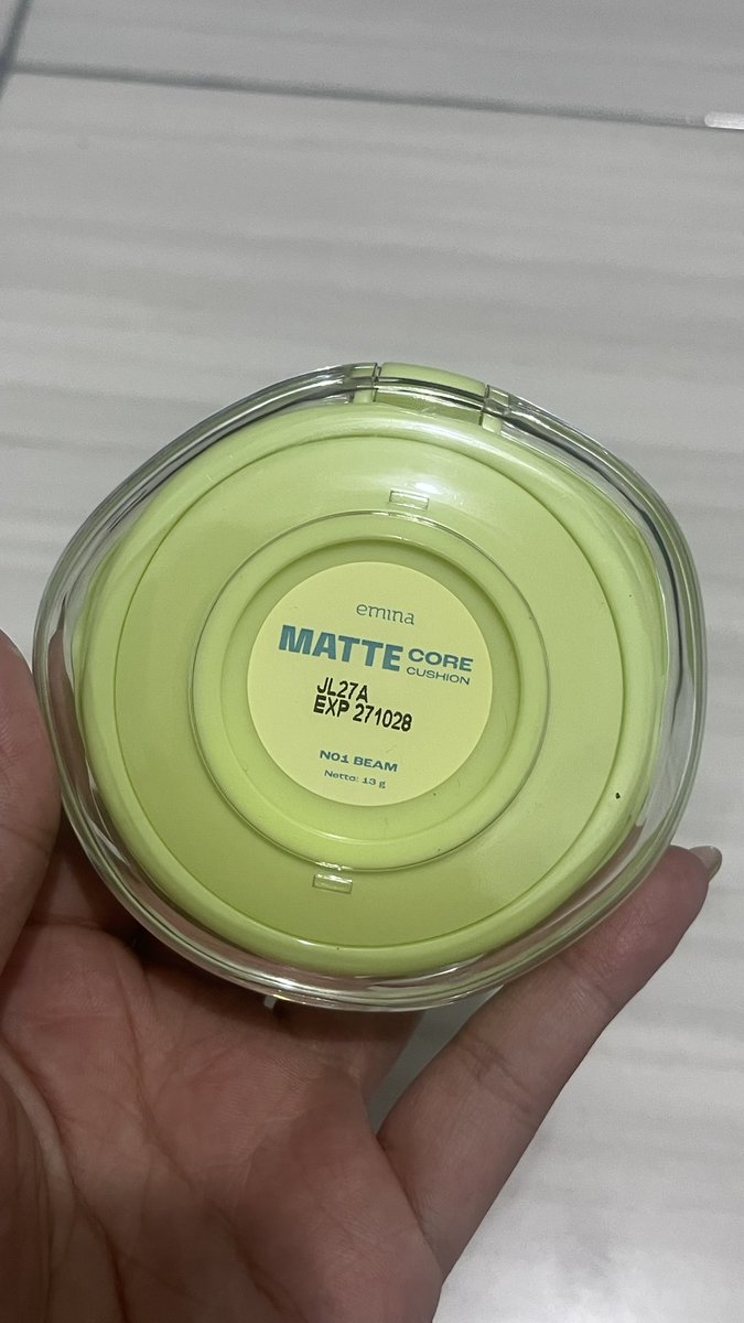 twy ⤮ | mt after dm | check pinned tweet media