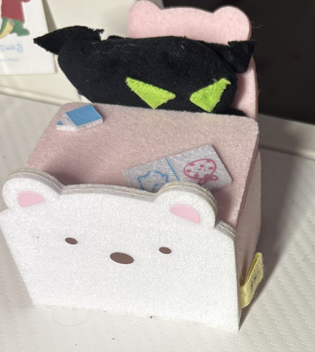 アクリョー tweet media