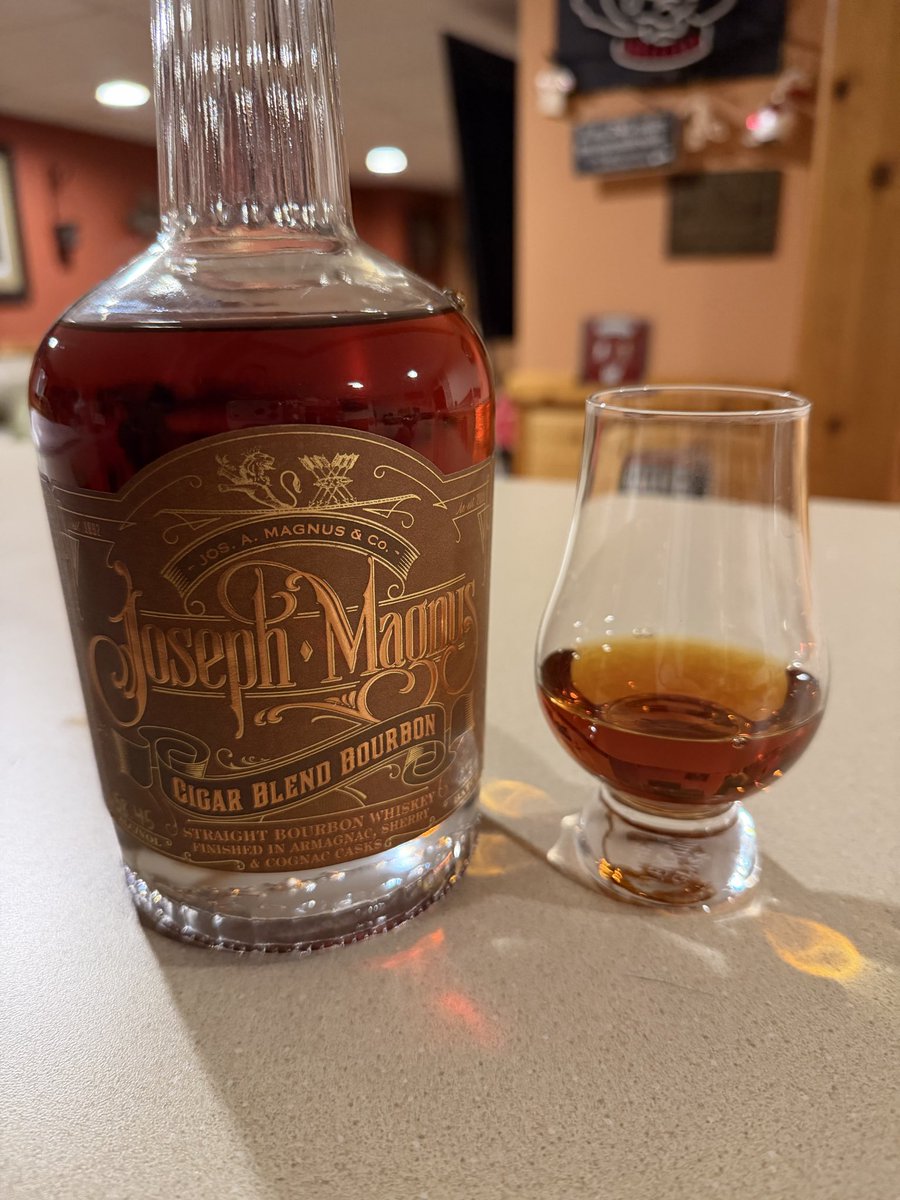 travisb99's tweet photo. #FreshCrack Birthday edition!
@BourbEnthusiasm
@RBird101
@TheDailyDraught
@BourbonHooks https://t.co/OozisuYY10
