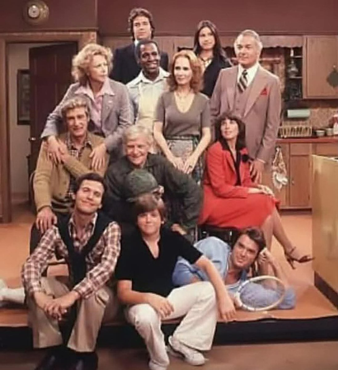 Lily Rosewood tweet media