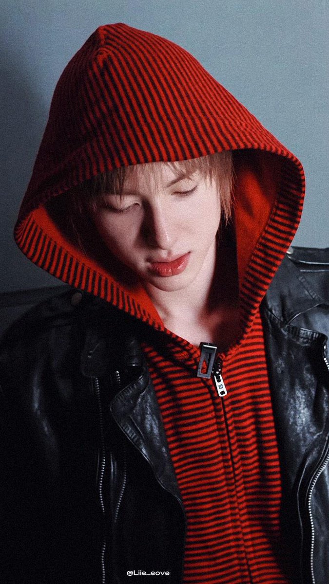 chaz • RED 🎱 tweet media