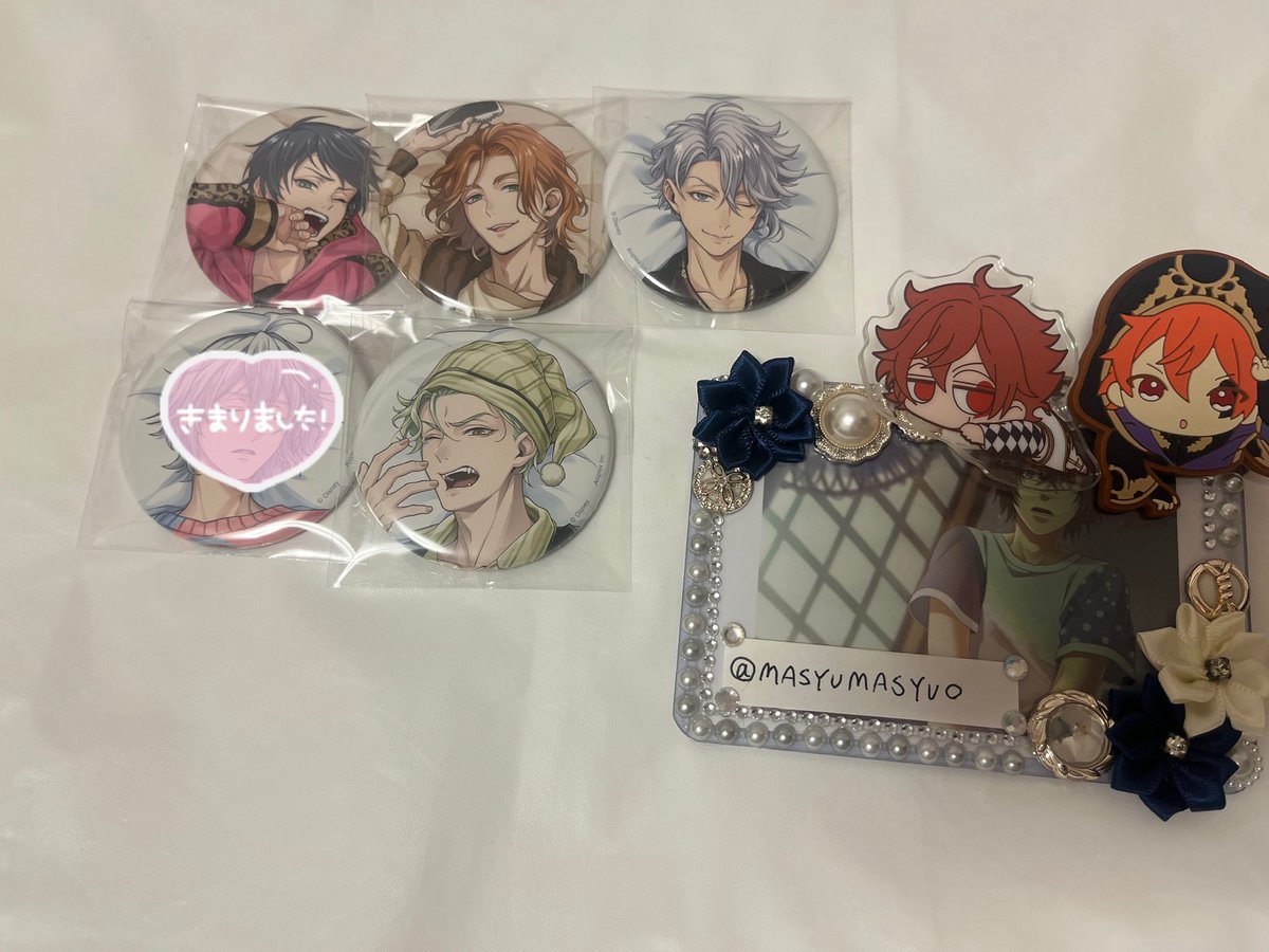 CHI✩.*˚ tweet media