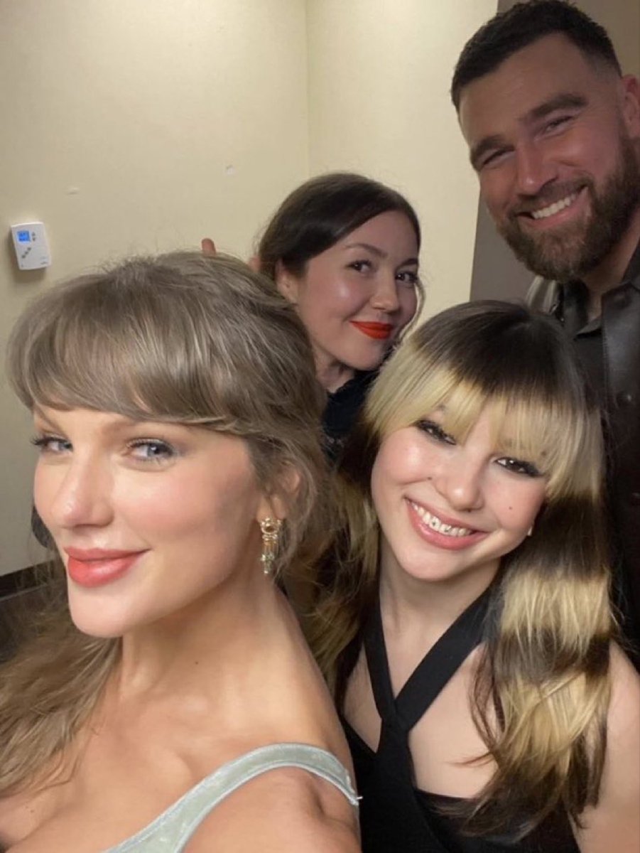 Taylor Swift Updates 💎 tweet media