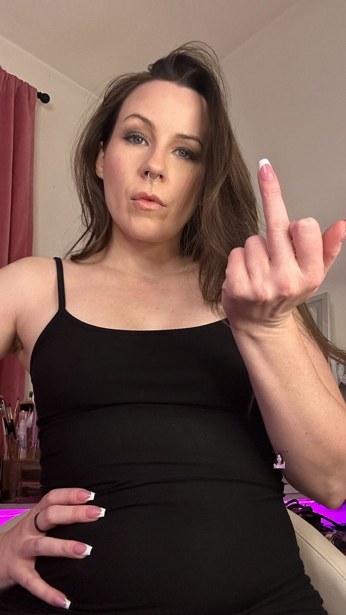 Mistress Macabre tweet media