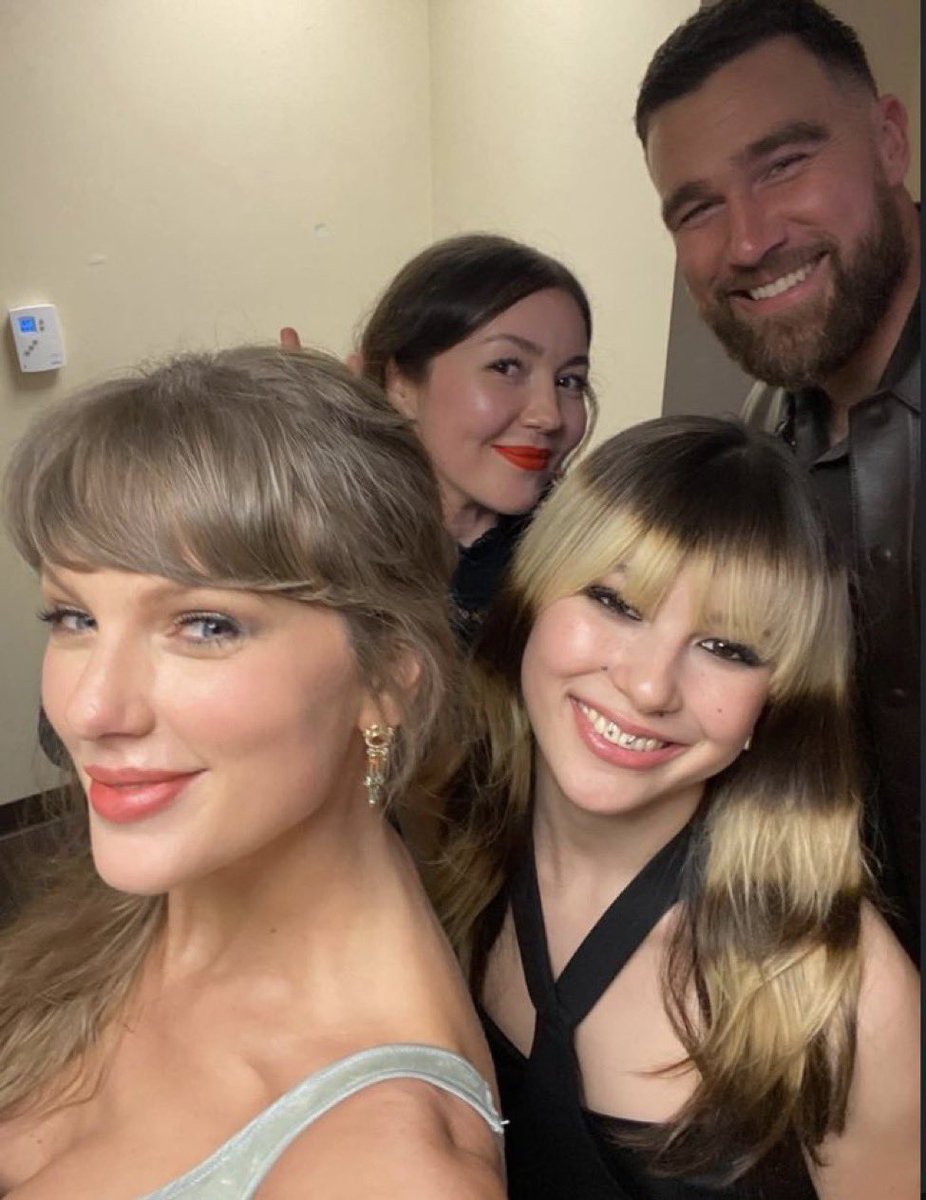 🏈👑❤️‍🔥 | fan acct. tweet media