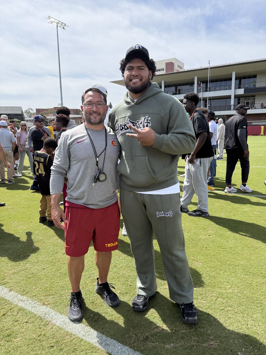 Caesar Martinez tweet media