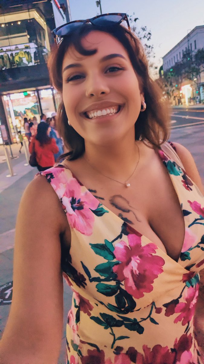 brontë bar wench tweet media