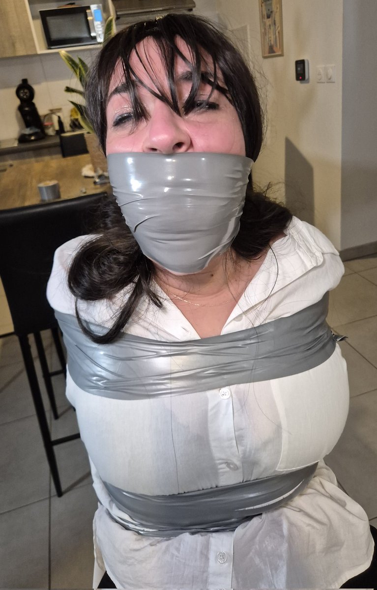 FrenchBondage tweet media