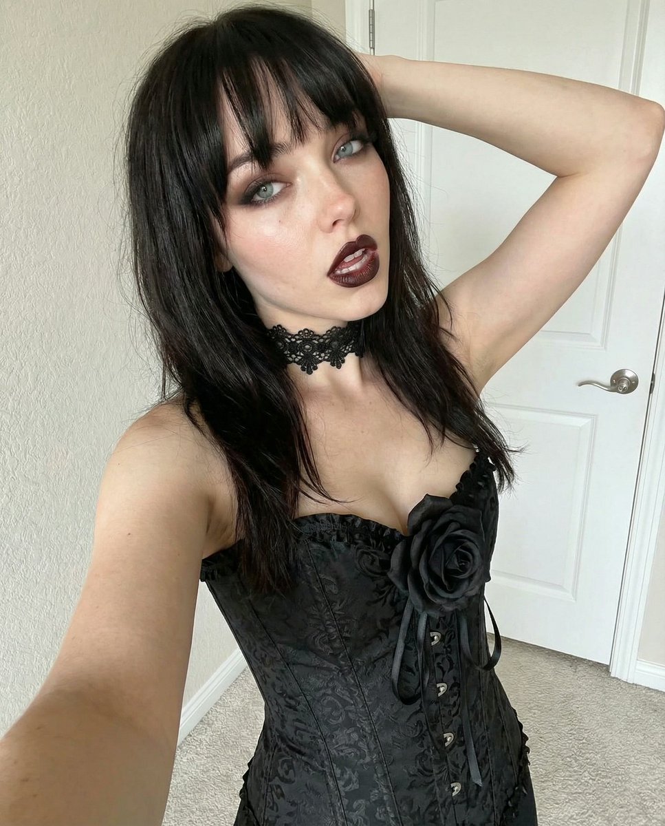 Raven Blake tweet media