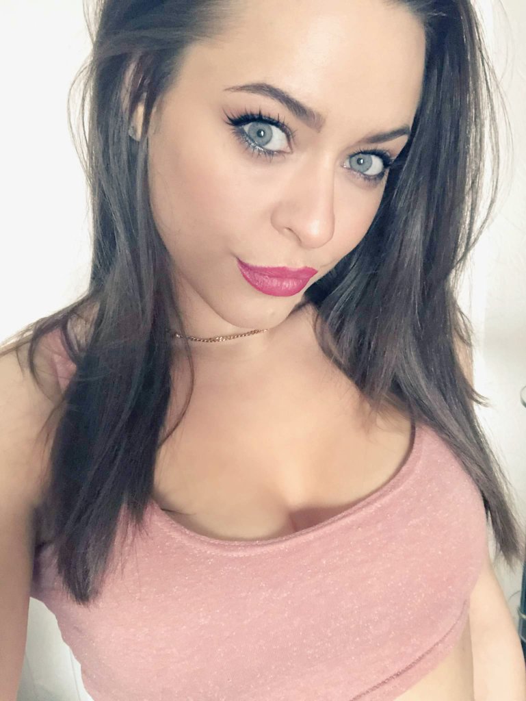 GoddessKayels's tweet photo. 😈 DEBT RT GAME 😈

£5 per like
£5 per retweet
£4 per comment

Maximum 10 comments per person 

30 minute game!

My addicted sissy needs ruin.

#findom #financialdomination #rtgame #paypig #sissy #finsub #cbt #sph https://t.co/ThMCebvI3t