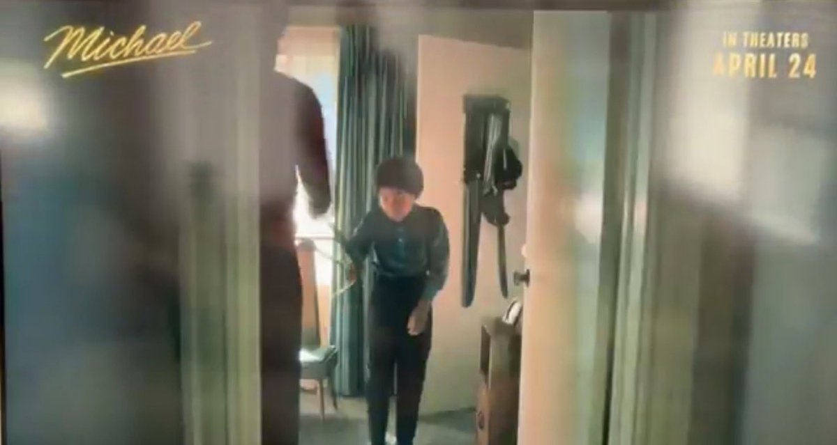 Alexander tweet media