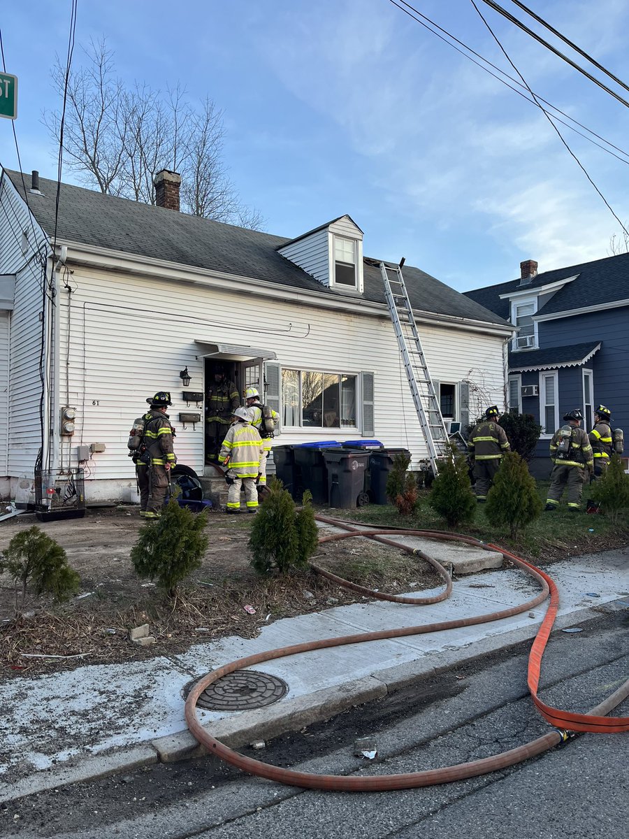 dsilvaPFD's tweet photo. Incident update: @PVDFireDept responded to a reported bedroom fire at 61 Vandewater St. at 6:42 p.m. Three persons (1 adult and 2 children) were transported for smoke inhalation. Fire is under control. https://t.co/WTrHCU9B0T
