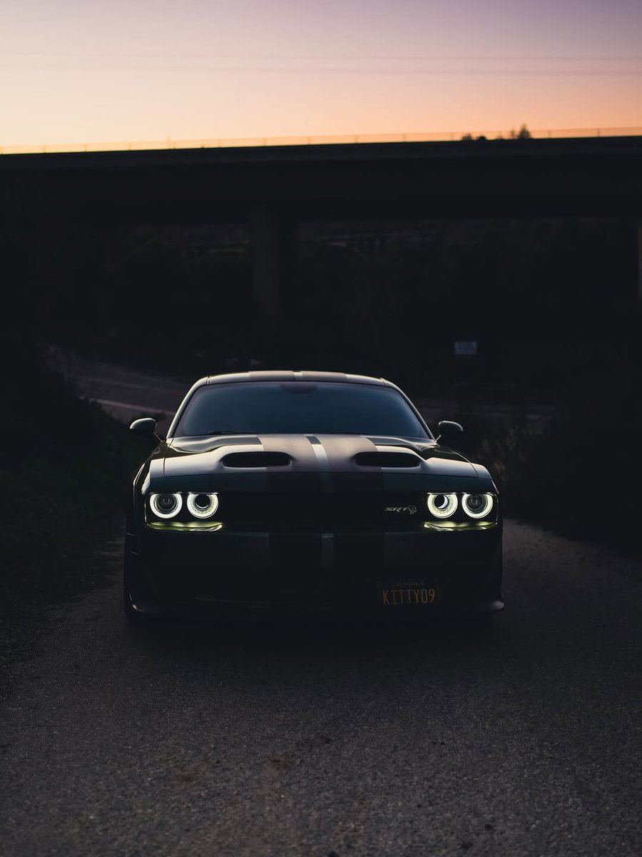 Dream car or pass?? 🤔
#dreamcar #dodge #CarLovers #fypシ゚viral #cars