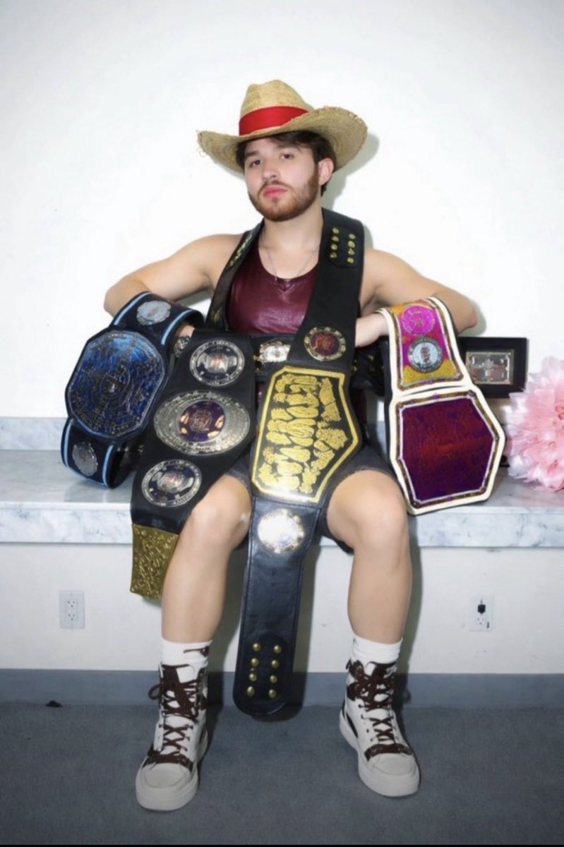 𝘾𝙃𝙐𝘾𝙆𝙔fes👹.⋆ tweet media