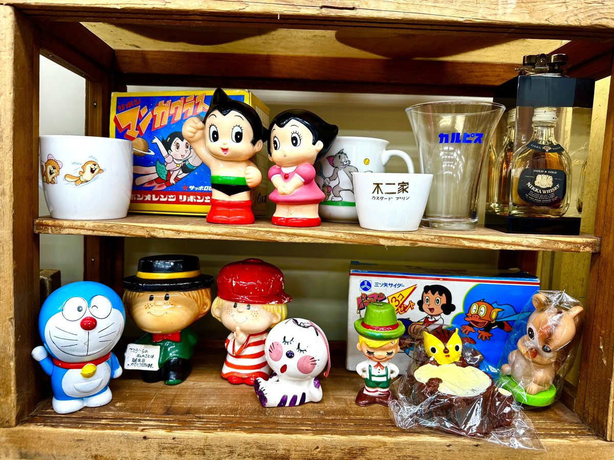 kopandasankick's tweet photo. 今日からジャンクショー🎪
昨日の設営時の様子をyoutubeshort、TiktokにUPしました↓
https://t.co/2b7sr4cff2

お買い物の参考に🛍.｡o
今日は11:00 ～ 17:00
横浜産業貿易センターにて開催です❣️
宝探しへお出かけ下さい‼️

#ジャンクショー #JUNKSHOW 
#toys 
#小熊山雑貨店 https://t.co/vcPbNXLtBP