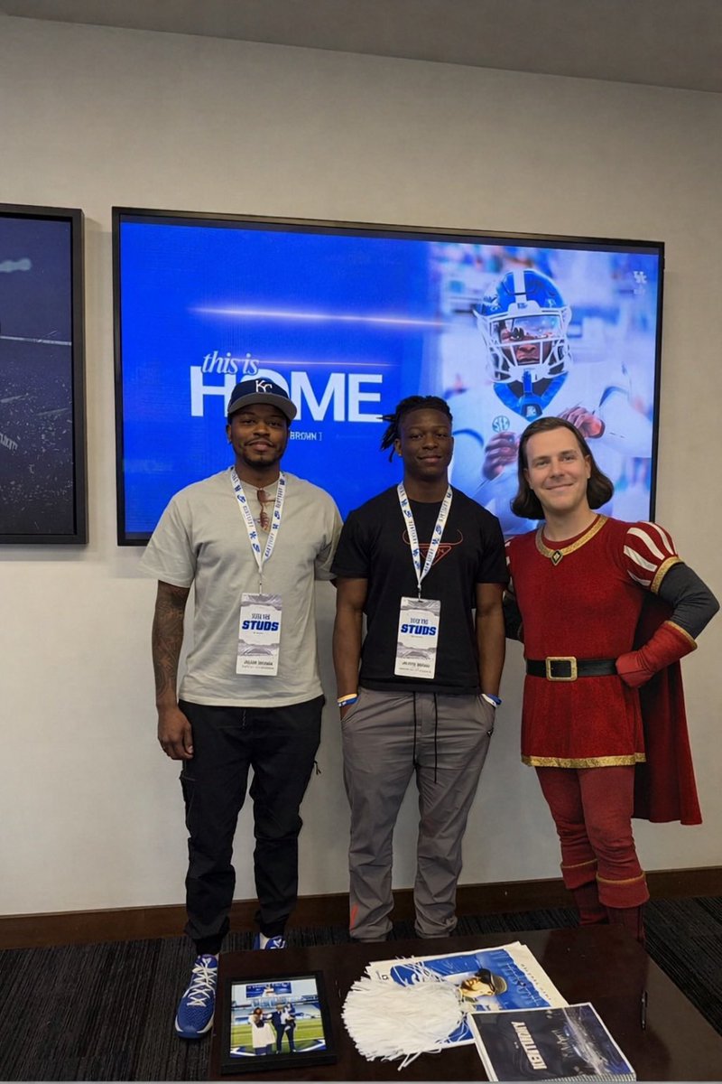 🏈FLY CARDINAL🏀 tweet media