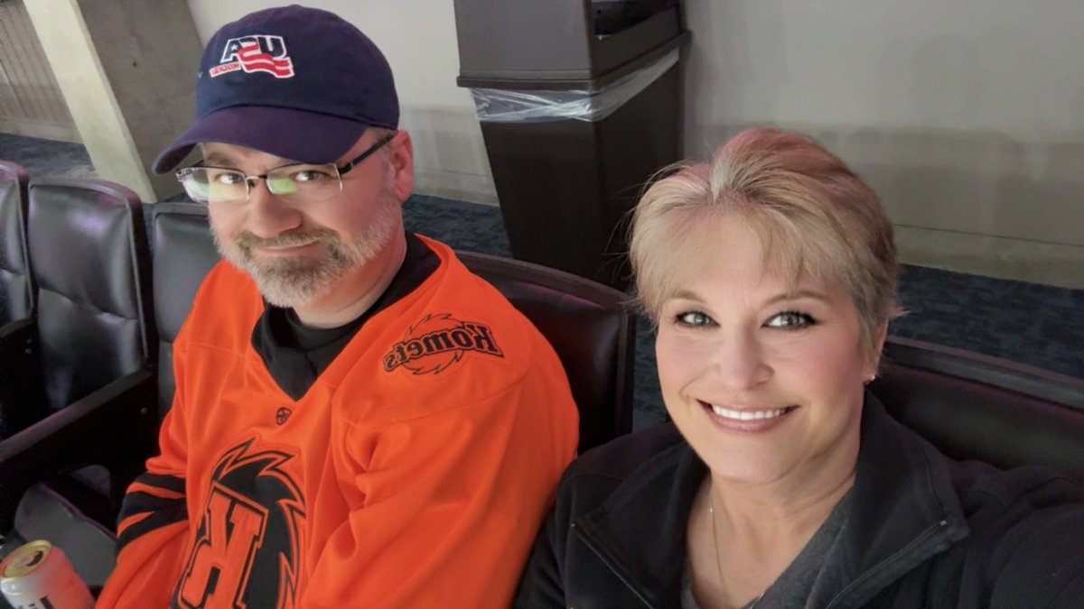 emtmama4's tweet photo. #letsgoKomets it’s hockey night in the Fort. 🏒🥅🏒🥅🏒🥅 https://t.co/Y71xSDnNAE