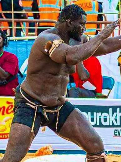 LAYE GOAT🐐🏴☠️ tweet media