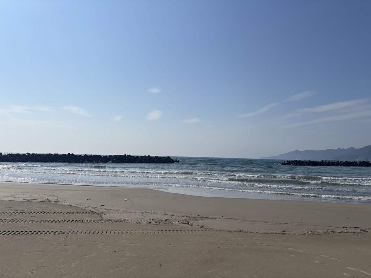 eu4ph's tweet photo. 昨日は車で遠出してきた
最後に海見て帰りました https://t.co/9iq6yaHbRE