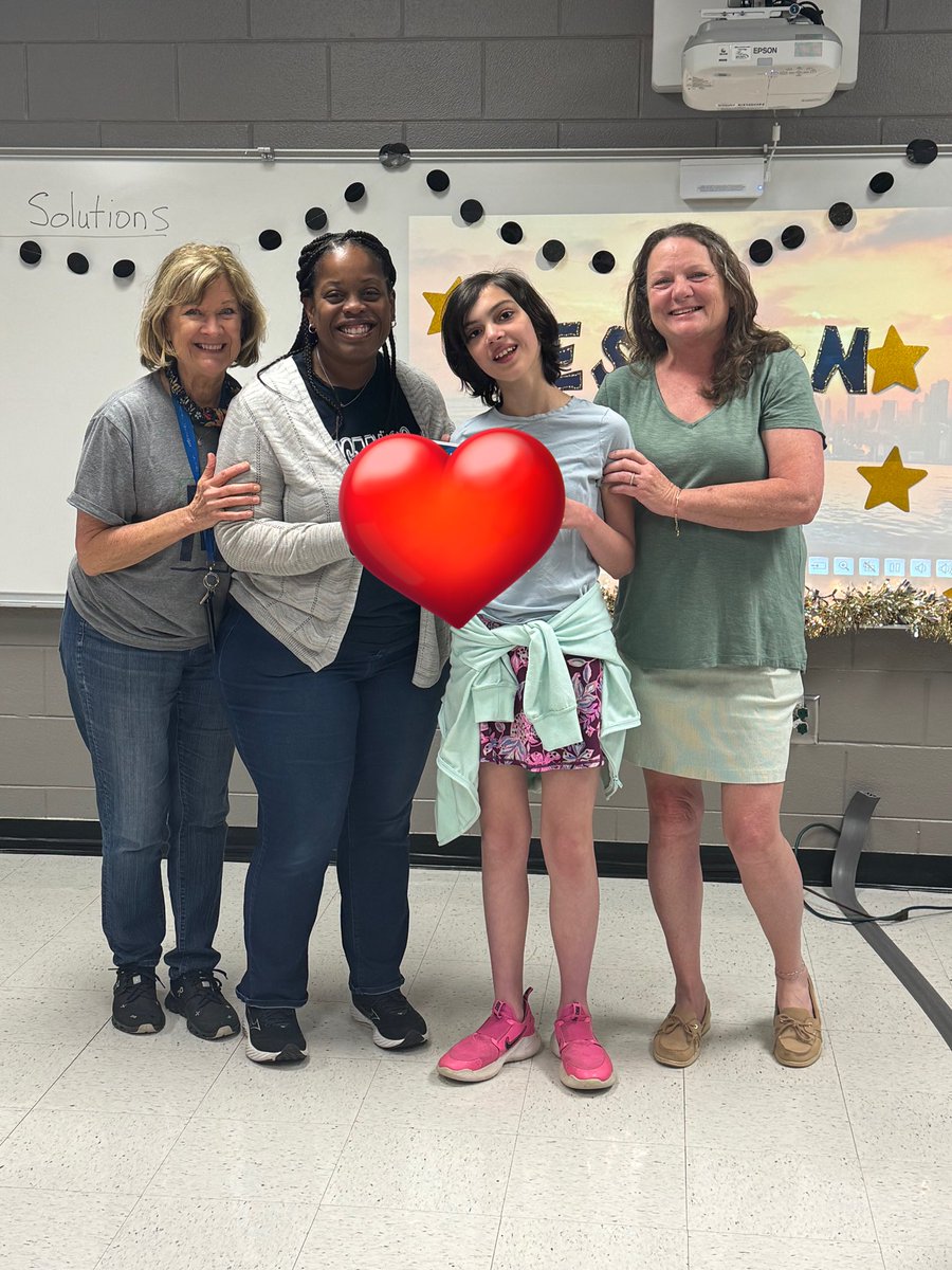 Ayo Richardson tweet media