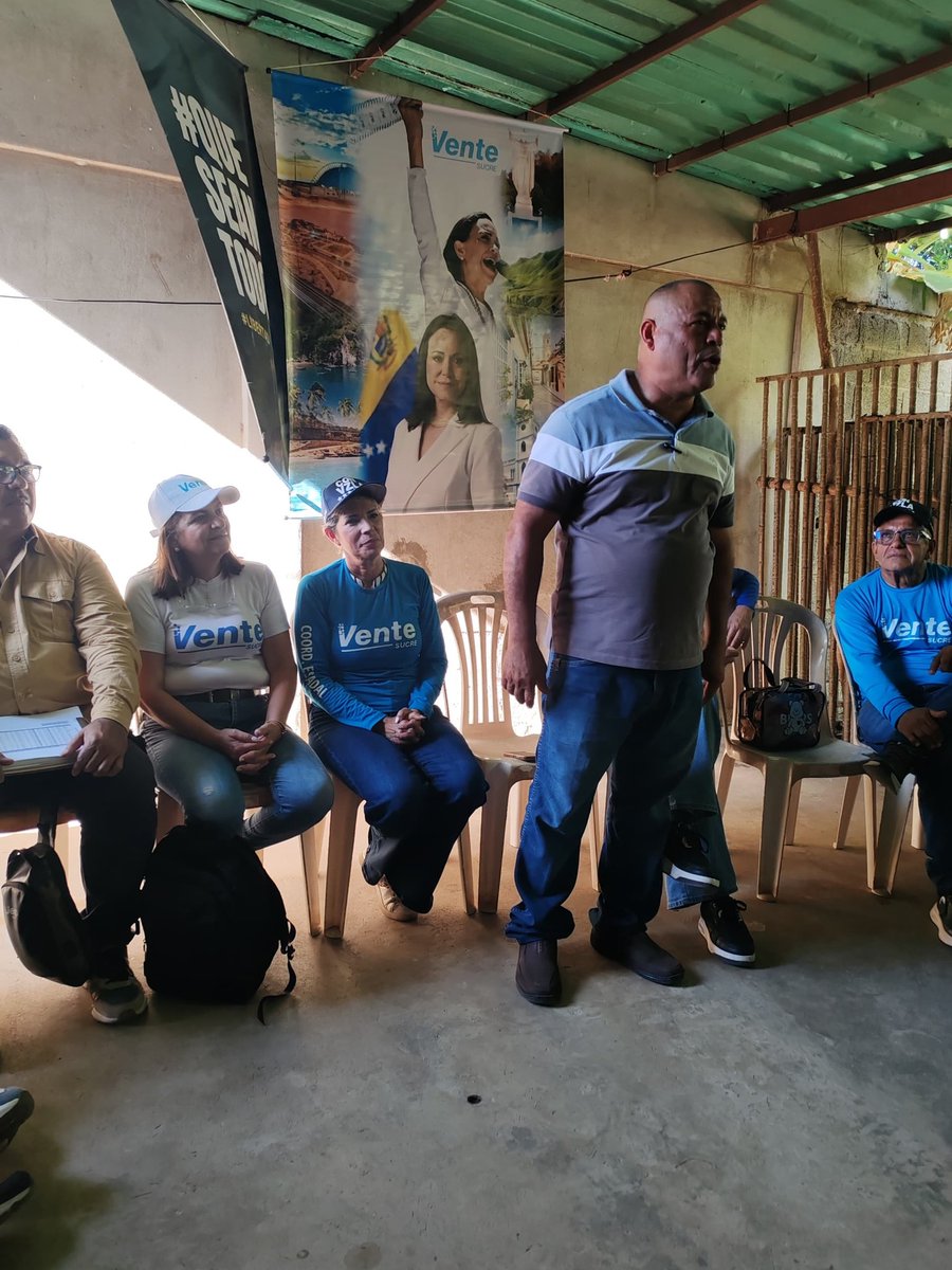 VenteSucre's tweet photo. ¡Cariaco alzó la voz! 🇻🇪📢

Cariaco fue el epicentro de una fuerza que nada puede detener: la organización ciudadana. En una asamblea histórica, la estructura de @VenteSucre (estadal, municipal y parroquial) demostró que el municipio Ribero tiene la fe intacta y el foco claro. https://t.co/DFD6r0FCX6